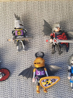 Playmobil μεταχειρισμένο, πακέτο με πέντε φιγούρες ιππότες