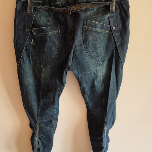 Attrattivo dark blue jeans XL, new with decorative seams