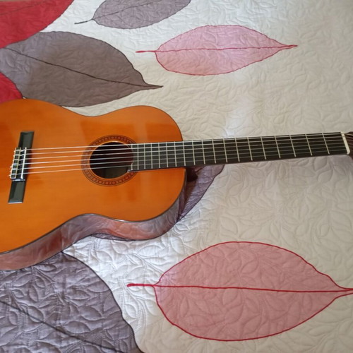 Yamaha CS-100 A guitar like new