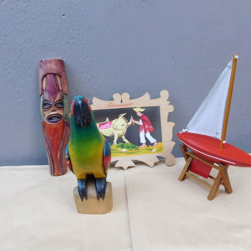Wooden decorative souvenirs set of 4 pieces