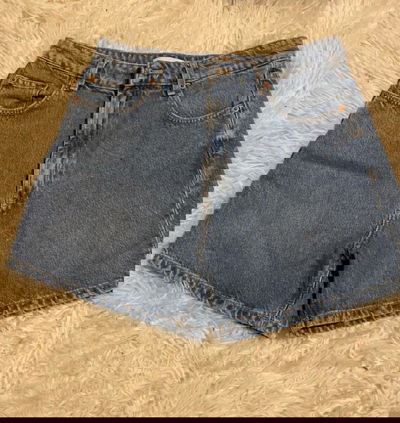 Denim shorts Zara