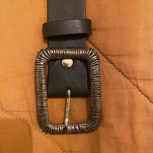 Black belt with buckle 105cm like new