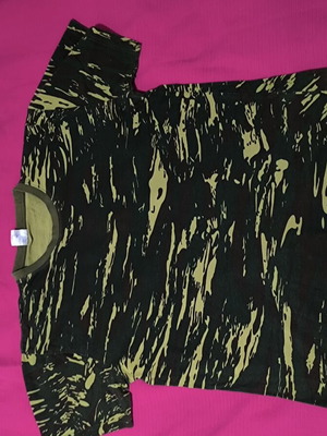 T-shirt army set of 10 used, sizes small-medium, multicolor