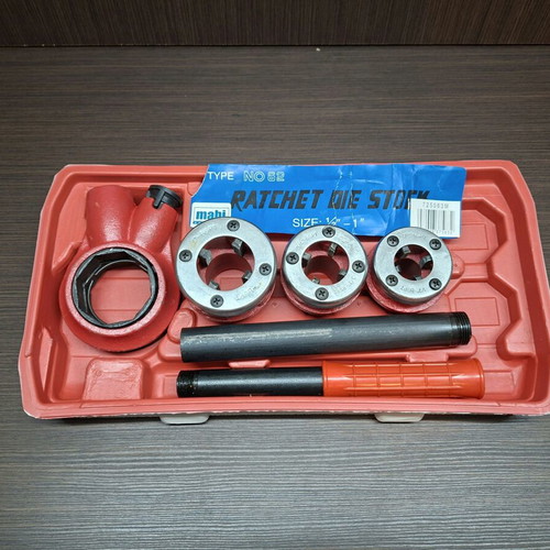 Plumbing Ratchet Die Set 1/2" - 1" new without case