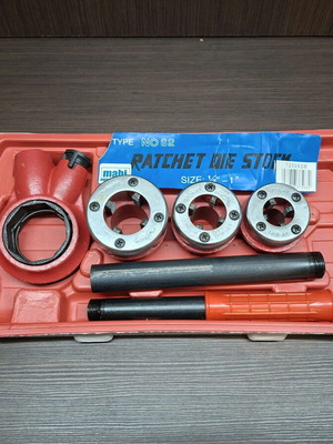 Plumbing Ratchet Die Set 1/2" - 1" new without case