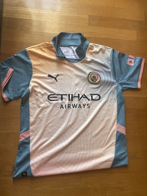 Manchester City jersey size M new official replica