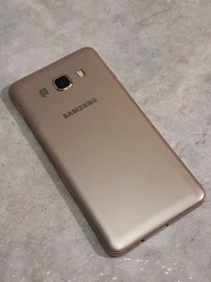 Samsung Galaxy J5 (2016) (SM-J510FN) μεταχειρισμένο για ανταλλακτικά
