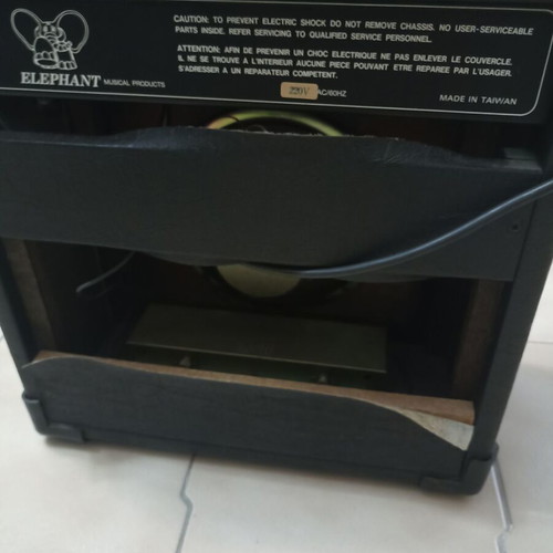 Elephant EG-60R guitar amplifier