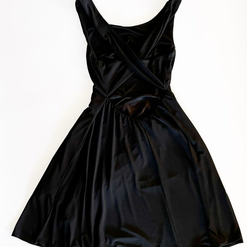 No Stress dress with open back, like new, black, size S