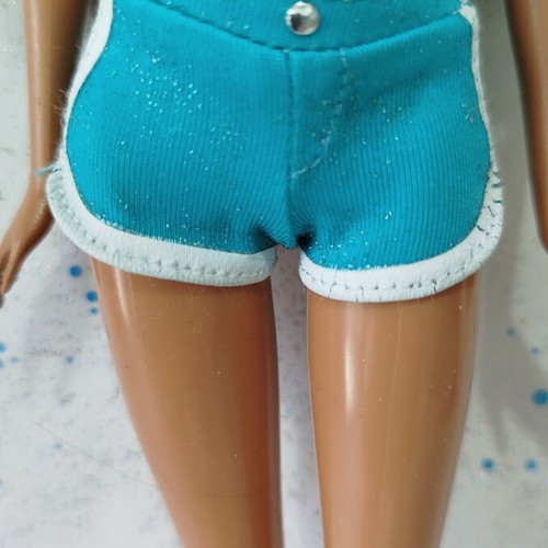 Barbie Cali Girl 2005 doll with small flaw, redressed