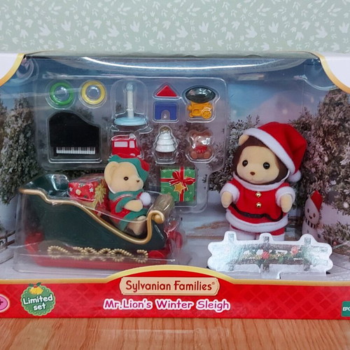 Sylvanian Families Christmas new in box