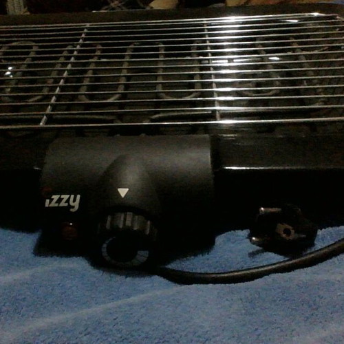 Izzy electric grill 2000W new