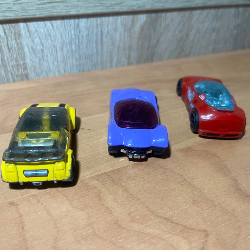 Hotwheels set of 3 toy cars: Super Gnat, Golden Arrow, High Voltage