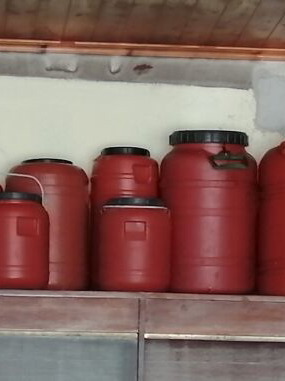 Πλαστικά δοχεία, πακέτο 15, διάφορα μεγέθη, βαρελάκια για λάδι και ελιές