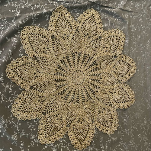 Gold embroidery 53x53 like new