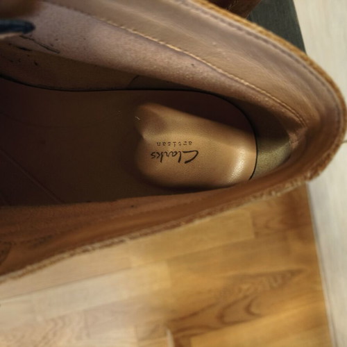 Clarks men's boots brown tan like new, size 44.5