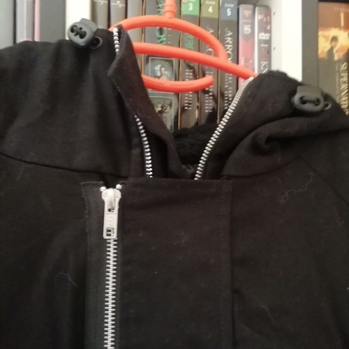 Poizen Industries jacket size L black like new