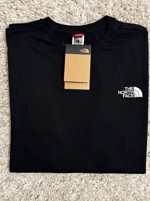 T-shirt The North Face μαύρο μέγεθος M καινούργιο με καρτελάκι