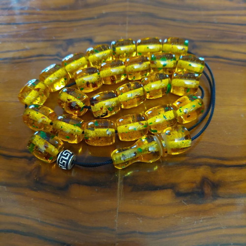 Resin Komboloi with 23+1 Beads and Amber Inlays like new
