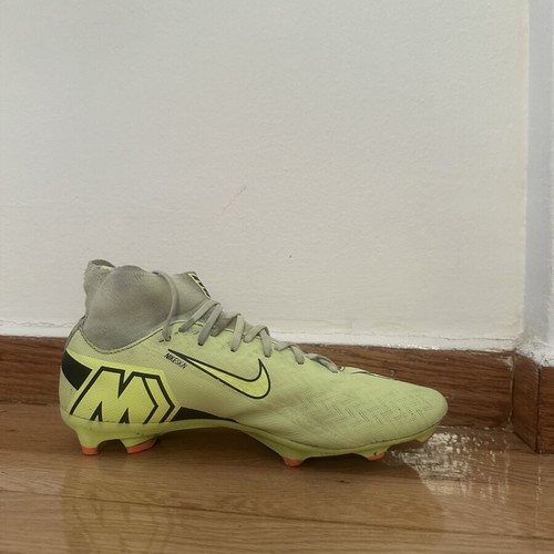 Nike Mercurial football boots, green and yellow, size 39
