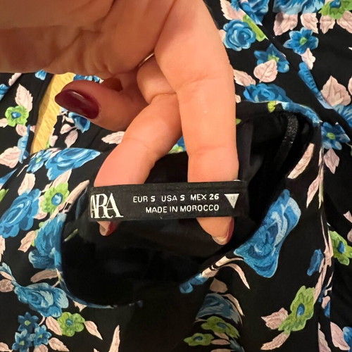 Zara floral dress like new