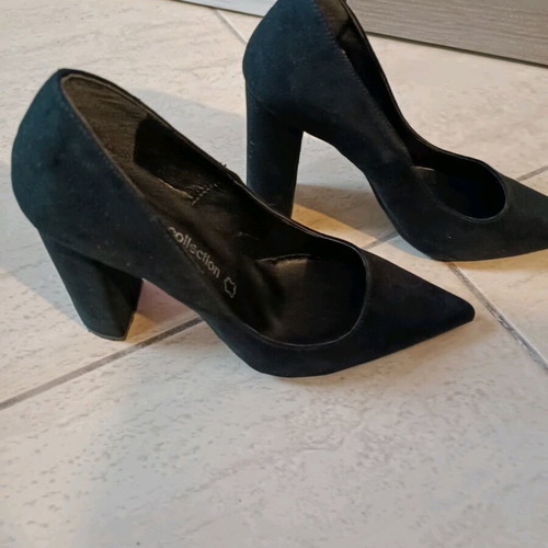 Focus suede black pumps used, size 36, 10cm heels