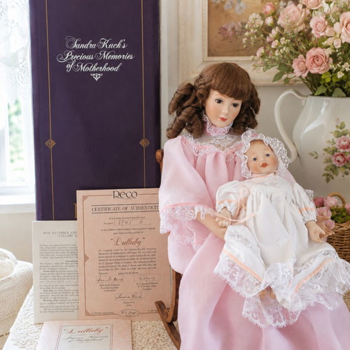 Lullaby porcelain doll like new, Precious Memories of Motherhood