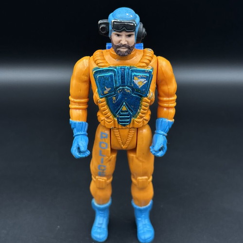 Kenner RoboCop Ultra Police Cap-Firing Action Figure 1988 like new