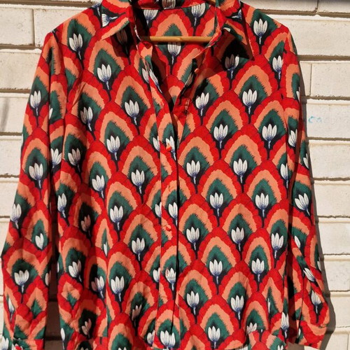 My Look shirt colorful with elegant flower design like new, size S