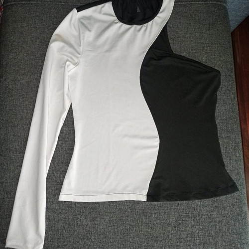Black and white one-shoulder top refurbished, size L