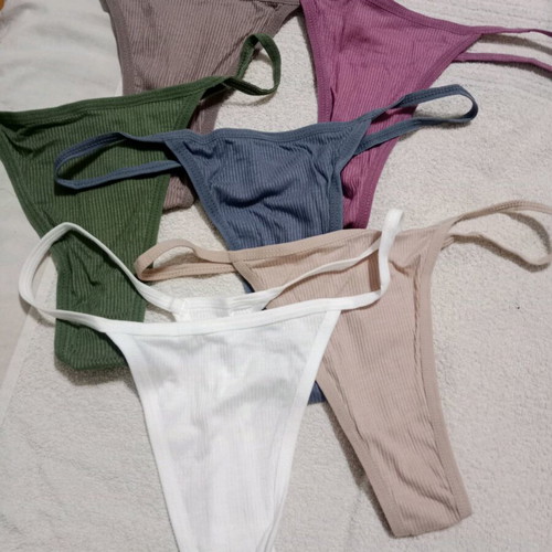 String 6 pieces new, multicolor, size small, unworn