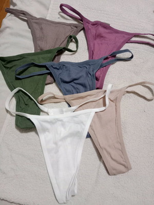 String 6 pieces new, multicolor, size small, unworn