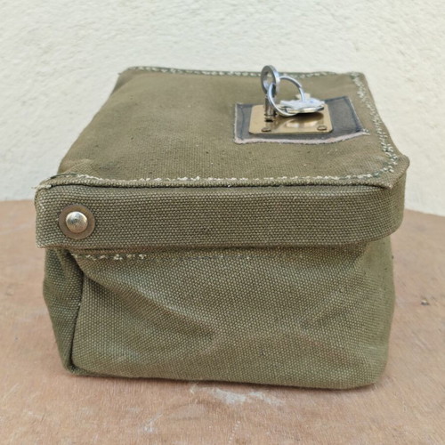 Money transport bag used, Trapeza Pisteos vintage canvas with lock