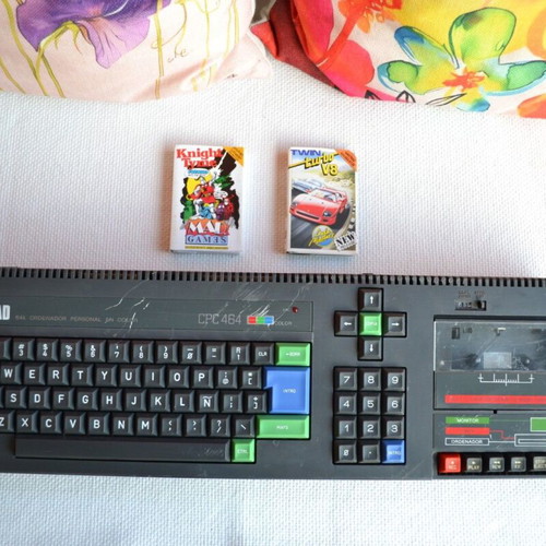 Amstrad CPC 464 Spanish used with two games