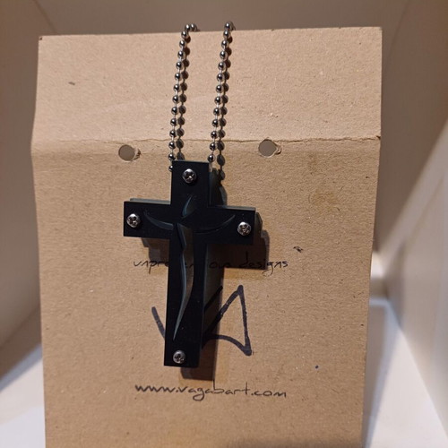 Two-sided cross made of recycled plexiglass with 70cm chain new