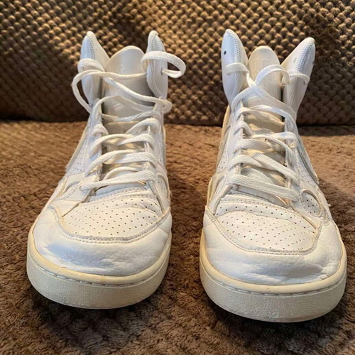 Nike athletic boots used, size 45, suitable for gym and walking