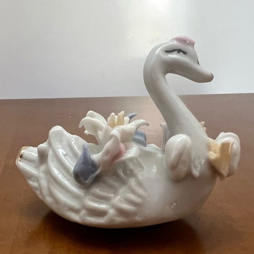 Vintage porcelain decoration like new