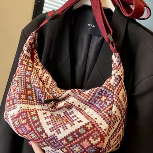 Shoulder Bag New With Design, Light And Comfortable