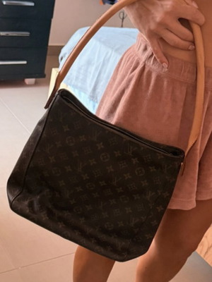 Louis Vuitton Looping GM Monogram shoulder bag like new, beige and brown