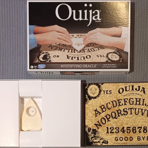 Classic Ouija Board game Hasbro Gaming