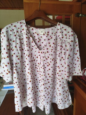H&M women's blouse like new, size S, purple and yellow