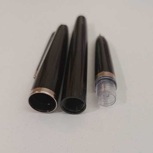 Black pen used, length 13.7 cm