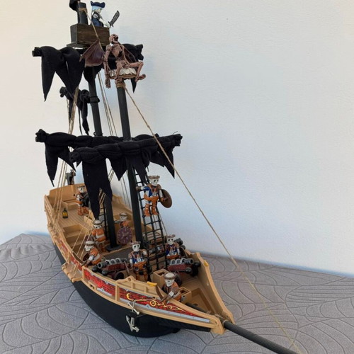 Playmobil Pirate Ship new, complete set 84x63x28 cm