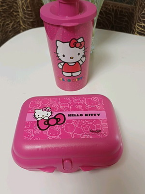 Tupperware set twin and cup with spout Hello Kitty new