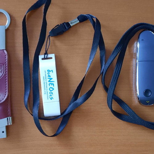 USB sticks pack of 5 various capacities new