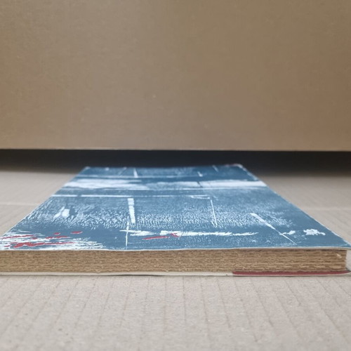 Odoiporos Pros Tin Pigi used book of urban planning essays
