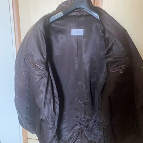 Leather jacket dark brown like new