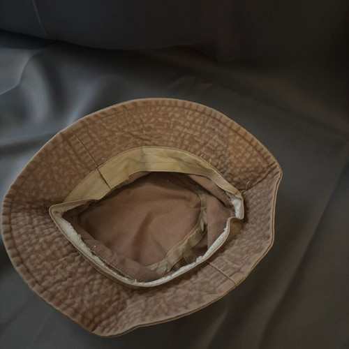 Bucket hat beige size M like new