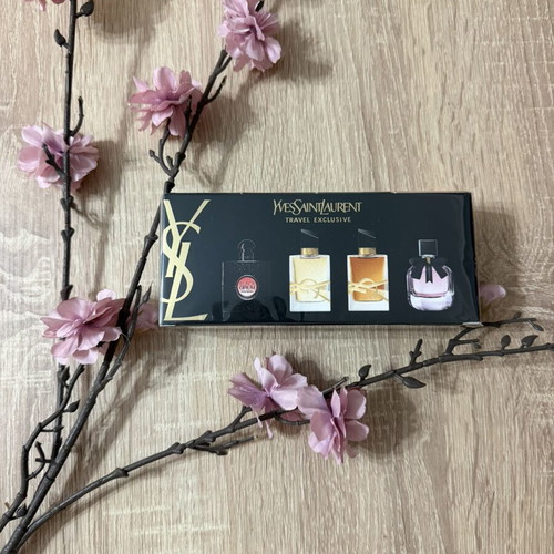 Yves Saint Laurent Miniature Perfume Set new, travel retail exclusive