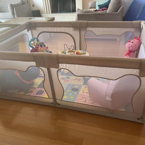 Lionelo Willow XL playpen with large play area